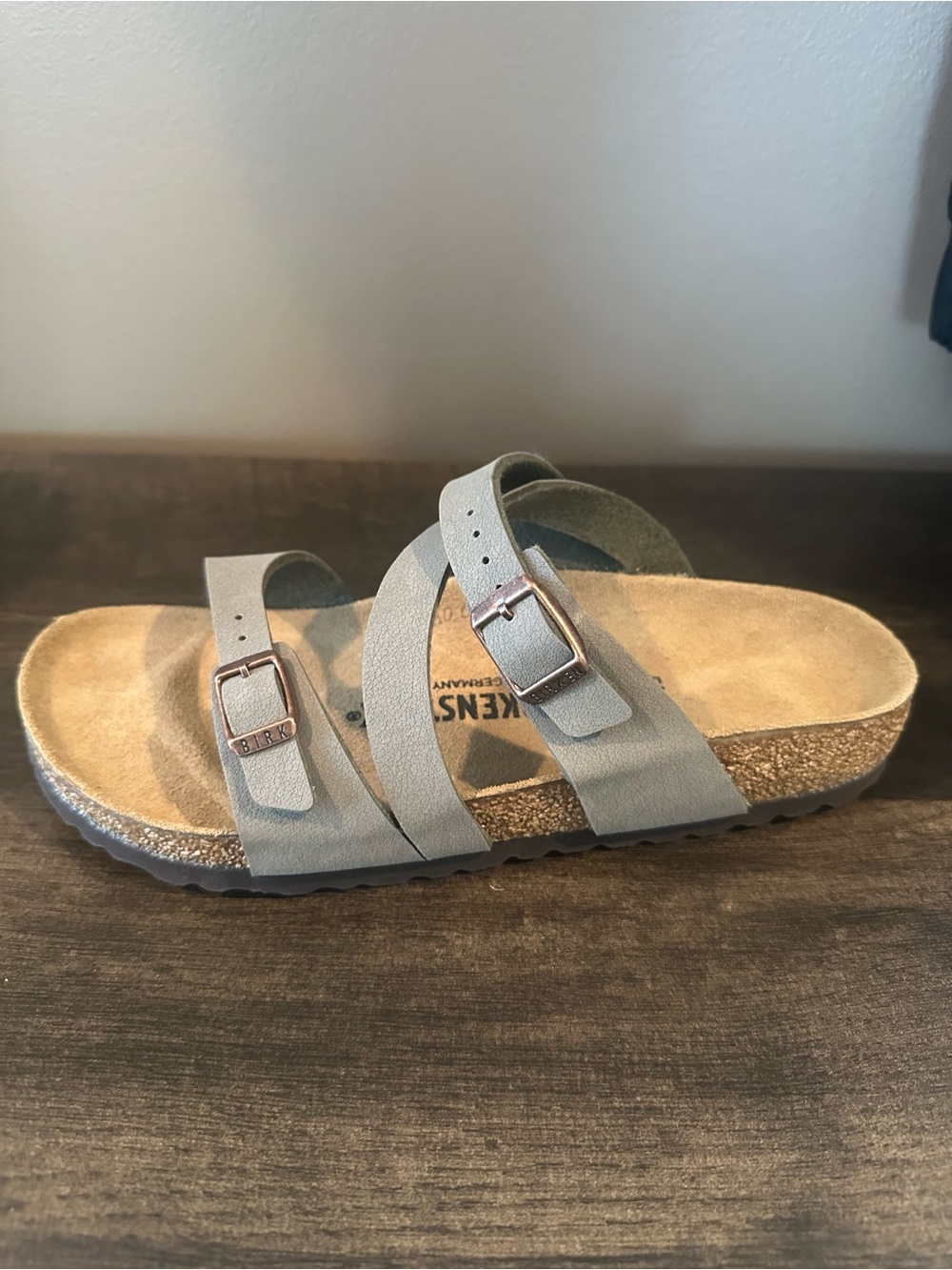 New Birkenstock Salina *left shoe only